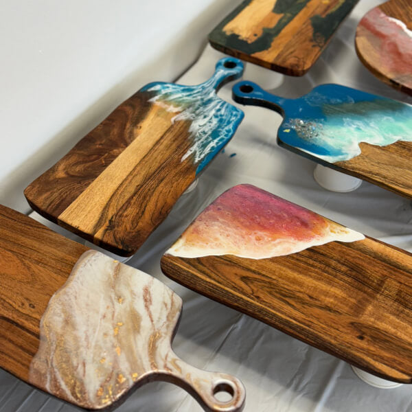 School Holiday - Resin Craft Cheeseboard Tue 6 Jan
