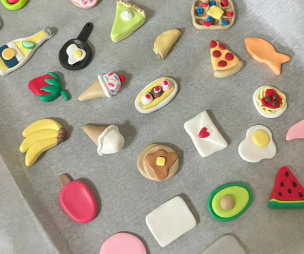 School Holiday - Clay Day (Polymer Clay Magnets) Thu 18 Dec